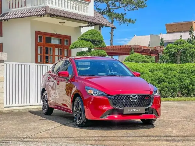Các Dòng Mazda 2: Tổng Hợp Đầy Đủ Từ Thế Hệ Đầu Đến Hiện Tại Các Dòng Mazda 2: Tổng Hợp Đầy Đủ Từ Thế Hệ Đầu Đến Hiện Tại
