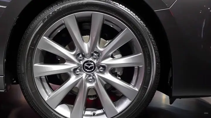 Chọn Lốp Xe Mazda 3 Phù Hợp: Hướng Dẫn Chi Tiết Cho Chủ Xe Chọn Lốp Xe Mazda 3 Phù Hợp: Hướng Dẫn Chi Tiết Cho Chủ Xe