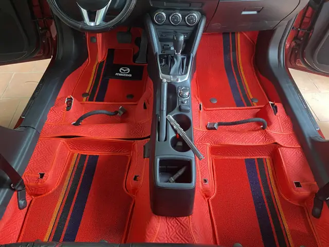 Lót Chân Cho Mazda 2: Hướng Dẫn Chi Tiết Từ A-z Cho Chủ Xe Thông Thái