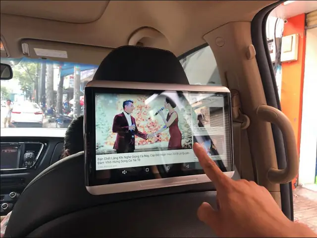 Màn Hình Ghế Sau Mazda 3: Nâng Tầm Trải Nghiệm Giải Trí Cho Hành Trình