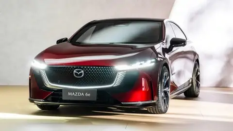Nâng Cấp Mazda 6: Độ Nội Thất, Phụ Kiện Xe