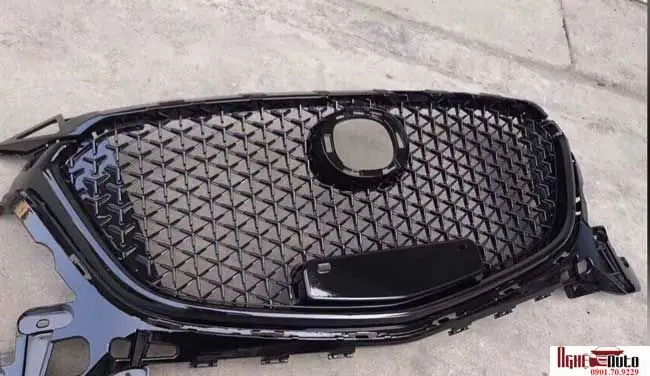 Mặt Ca Lăng Bentley Mazda 3 Facelift: Nâng Tầm Diện Mạo Cho Chiếc Sedan