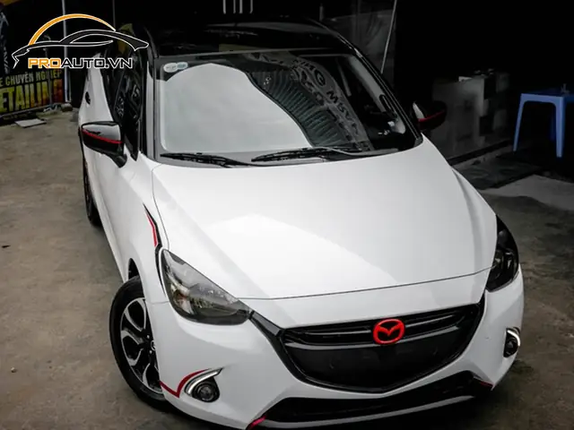 Mẫu Dán Xe Ô Tô Mazda 2: Hướng Dẫn Chi Tiết & Lưu Ý Quan Trọng
