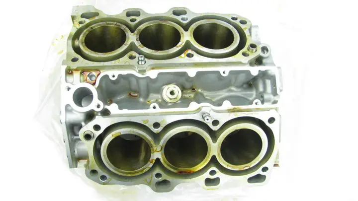 Mazda 1.8 V6 Có Thật Không? Giải Đáp Chi Tiết Về Động Cơ Mazda