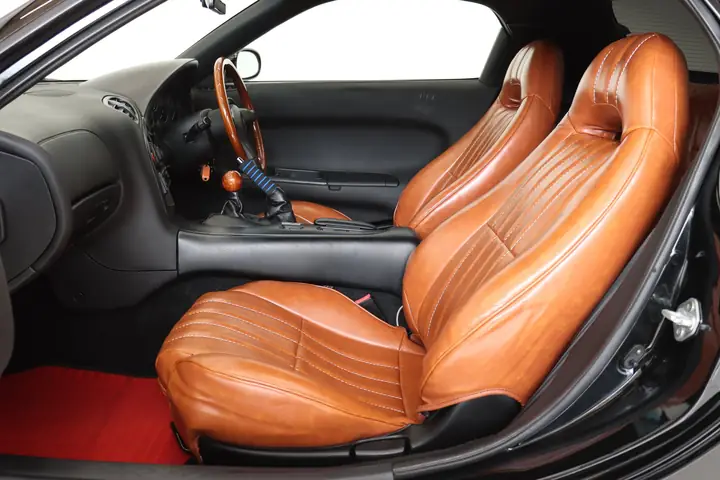 Khám Phá Toàn Bộ Dòng Xe Mazda 1997 Cho Mọi Nhu Cầu