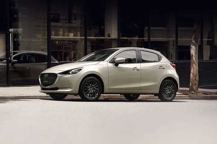 So Sánh Các Phiên Bản Mazda2: Đánh Giá Chi Tiết Cho Người Mua