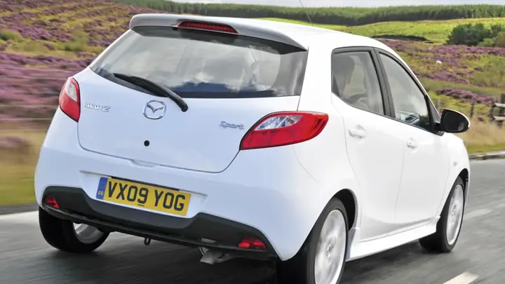 So Sánh Giá Và Thông Số Mazda 2 Sport Hatchback So Sánh Giá Và Thông Số Mazda 2 Sport Hatchback