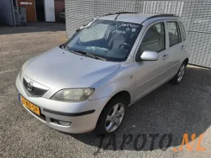 Mazda 2 2004: Đánh Giá Chi Tiết Và Thông Tin Cần Biết