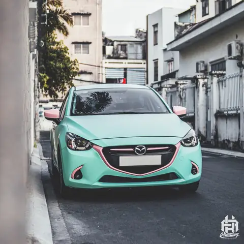 Mazda 2 2018 Màu Xanh Ngọc: Đánh Giá Toàn Diện & Thông Tin Chi Tiết