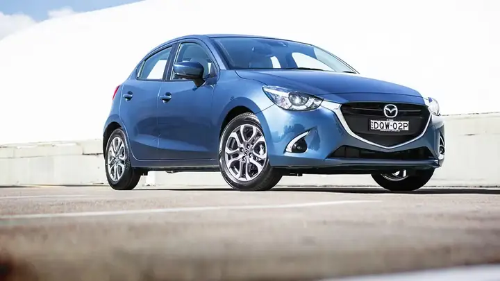 Mua Mazda 2 2018 Giá Tốt: Hướng Dẫn Chọn Xe Cũ Cho Người Mua