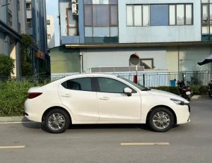 Đánh Giá Chi Tiết Mazda 2 Base: Phiên Bản Cơ Bản Của Hatchback Nhật Bản