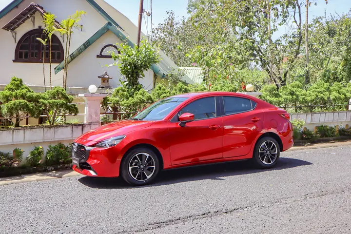 So Sánh Giá Mazda 2 Sedan & Sport Tại Bình Dương 2026
