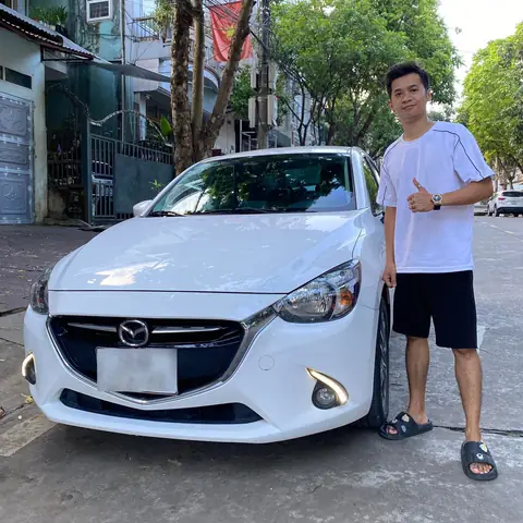Mazda 2 Có Chật Không? Phân Tích Chi Tiết Không Gian Nội Thất Mazda 2 Có Chật Không? Phân Tích Chi Tiết Không Gian Nội Thất