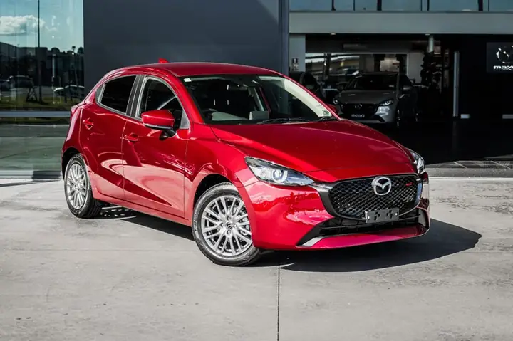 So Sánh Giá & Tính Năng Mazda 2 Để Chọn Mua Tốt Nhất