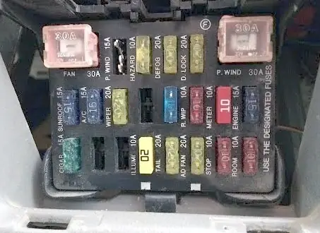 Vị Trí Hộp Cầu Chì Mazda 2: Hướng Dẫn Chi Tiết Và Khắc Phục Sự Cố