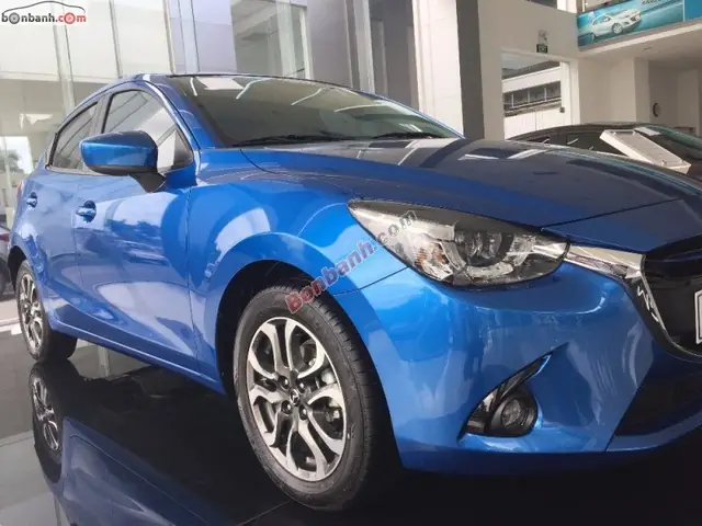 So Sánh Mazda 2 Hatchback Các Phiên Bản: Đánh Giá Ưu Nhược Điểm Cho Người Mua