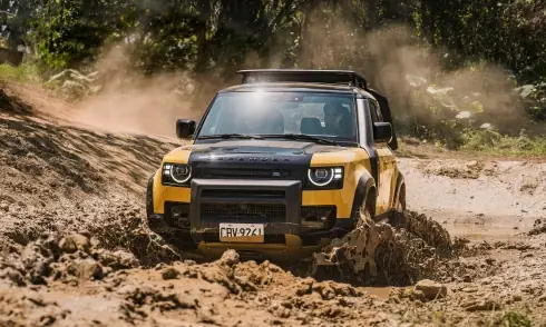 So Sánh Mazda 2 Vs Mitsubishi Mirage: Ưu Nhược Điểm Cho Người Mua