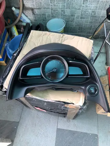 Mazda 2 Hud: Hệ Thống Hiển Thị Thông Tin Trên Kính Lái Toàn Diện