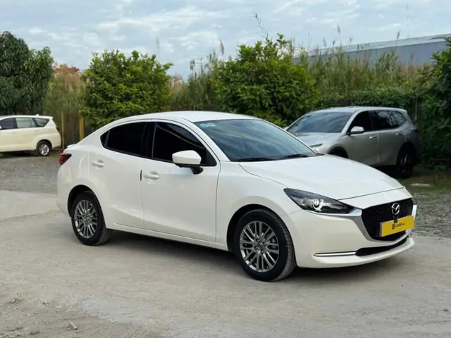 Cách Lướt Xe Mazda 2 An Toàn Và Tiết Kiệm Xăng: Hướng Dẫn Chi Tiết