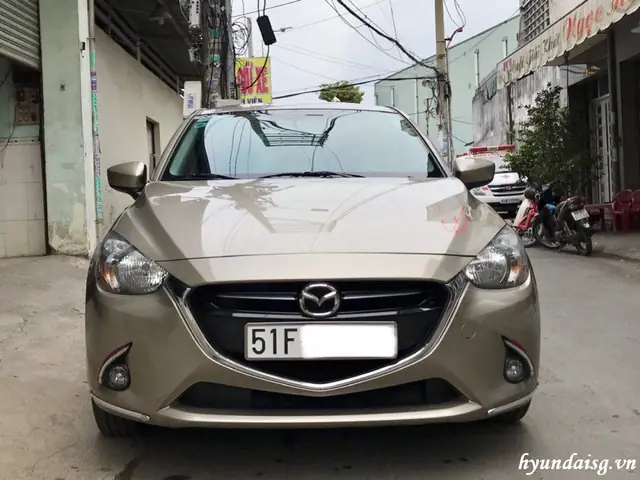 Cách Lướt Xe Mazda 2 An Toàn Và Tiết Kiệm Xăng: Hướng Dẫn Chi Tiết