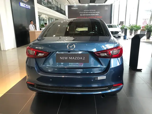 Mazda 2 Luxury Màu Xanh Đen: Chi Tiết, Ưu Nhược Điểm Và Giá Bán Cập Nhật 2026