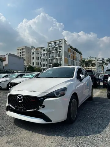 So Sánh Giá Và Ưu Đãi Mazda 2 Trắng – Lựa Chọn Phiên Bản Phù Hợp