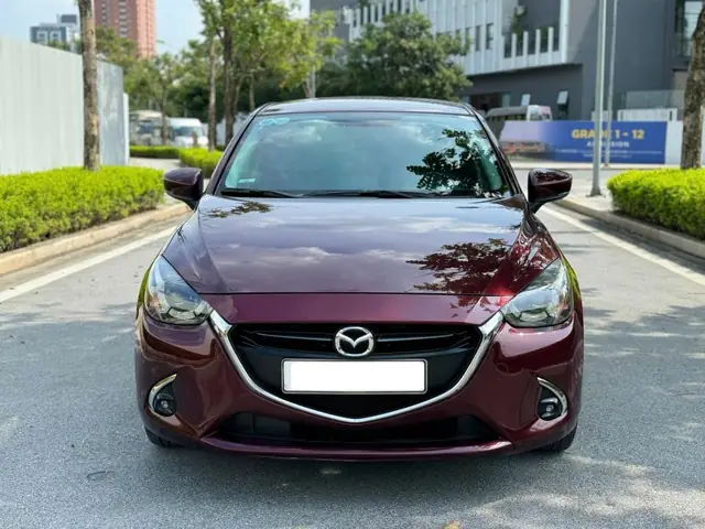 So Sánh Các Phiên Bản Mazda 2: Base, Premium, Luxury Cho Người Mua Thông Minh
