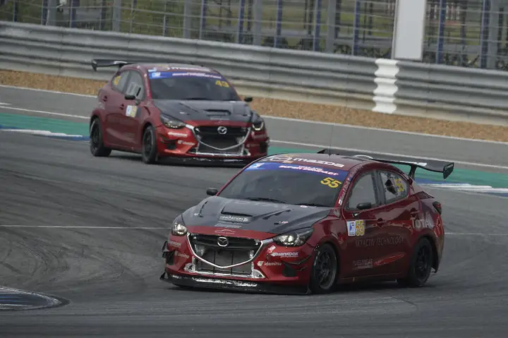 Hướng Dẫn Chi Tiết Biến Mazda 2 Thành Xe Đua Cho Người Mới Hướng Dẫn Chi Tiết Biến Mazda 2 Thành Xe Đua Cho Người Mới