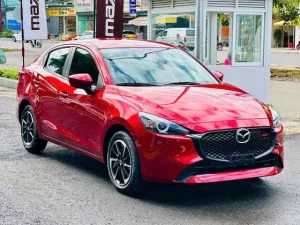 Đánh Giá Chi Tiết Mazda 2 Red: Xe Hatchback Động Lực Cho Đô Thị