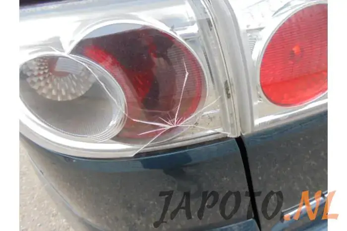 Mazda 2 Sedan: Khám Phá Mã Phụ Tùng Dn206918zd Và Vai Trò Quan Trọng