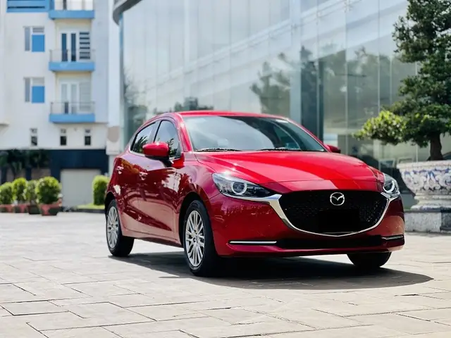 Mazda 2 Sedan Premium Đỏ Sẫm: Chi Tiết, Đánh Giá Và Vì Sao Đây Là Lựa Chọn Thông Minh