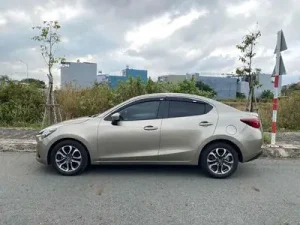 Mazda 2 Sedan Premium Nâu Xám: Chi Tiết Đánh Giá Và Lý Do Nên Sở Hữu