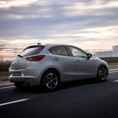 Mazda 2 Silver: Đánh Giá Chi Tiết Và Lý Do Nên Sở Hữu Mẫu Hatchback Nhỏ Gọn Này Mazda 2 Silver: Đánh Giá Chi Tiết Và Lý Do Nên Sở Hữu Mẫu Hatchback Nhỏ Gọn Này