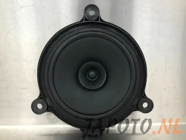 Cách Nâng Cấp Và Tối Ưu Hệ Thống Loa Mazda 2: Hướng Dẫn Chi Tiết Từ A Đến Z