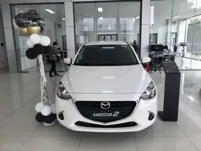 So Sánh Giá Và Ưu Đãi Mazda2 Sedan & Hatchback Cho Người Mua