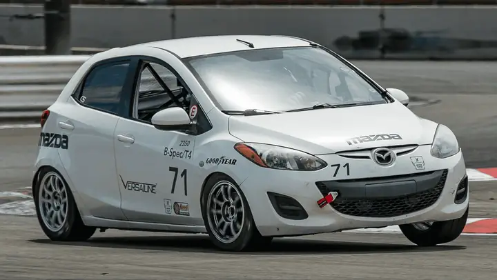 Mazda 2 Tuning: Hướng Dẫn Toàn Diện Từ A Đến Z