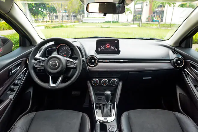 Mazda 2 Việt Nam: Khám Phá Nội Thất Chi Tiết Và Tiện Nghi