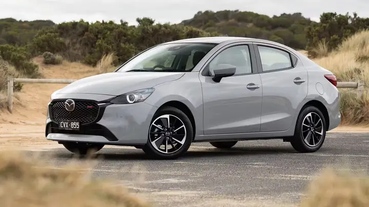 Đánh Giá Mazda 2 – Xem Xét Liệu Hatchback Này Có Đáng Mua Không