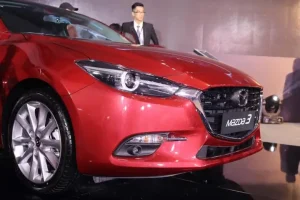Mazda 3 1.5 2017 Hatchback: Khám Phá Chi Tiết Từ Góc Nhìn Cận Cảnh
