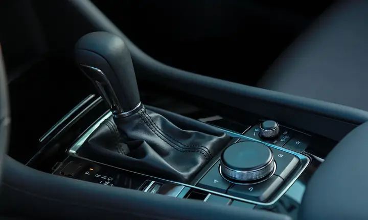 Đánh Giá Chi Tiết Mazda 3 1.5 Luxury – Xe Sang Trọng Cấp C Cho Người Việt