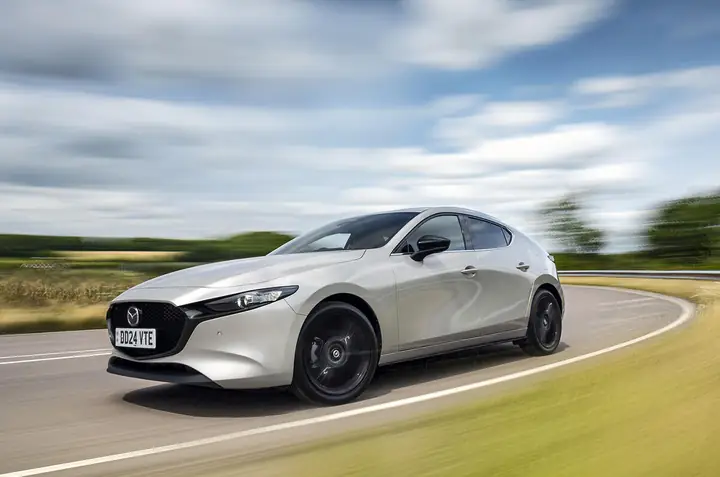 Đánh Giá Mazda 3 1.5: Hiệu Suất, Tiện Nghi Và Mức Giá Đánh Giá Mazda 3 1.5: Hiệu Suất, Tiện Nghi Và Mức Giá