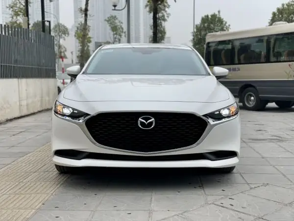 Mazda 3 1.5l Màu Trắng Giá Bao Nhiêu Và Nên Mua Ở Đâu Tốt Nhất?