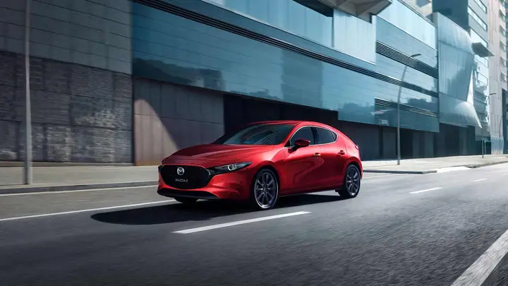 Mazda 3 1080p: Độ Phân Giải Màn Hình & Camera Thực Tế Ra Sao?