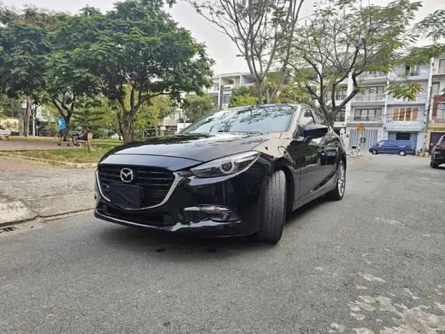 Mua Mazda 3 2.0 – Giá Rẻ, Thông Số & Đánh Giá Chi Tiết