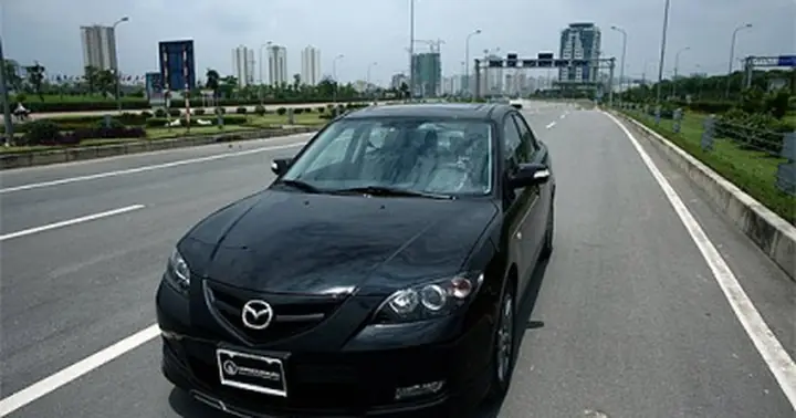 So Sánh Các Phiên Bản Mazda3 2009 – Lựa Chọn Tối Ưu Cho Người Mua Xe Cũ So Sánh Các Phiên Bản Mazda3 2009 – Lựa Chọn Tối Ưu Cho Người Mua Xe Cũ