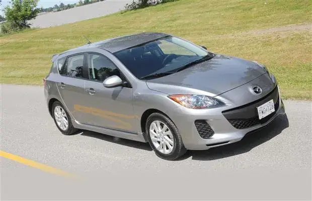 Đánh Giá 2012 Mazda 3 Skyactiv: Đánh Giá Chi Tiết & Lựa Chọn Mua
