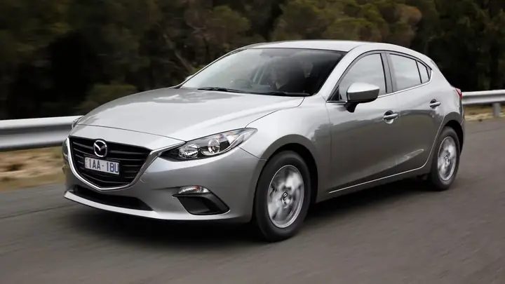 Đánh Giá Chi Tiết Mazda 3 2014: Hatchback & Sedan Cho Người Lái Hiện Đại
