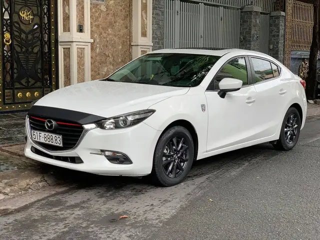 Mua Mazda 3 2017 Màu Trắng: Giá, Thông Số, Lời Khuyên Chọn Mua
