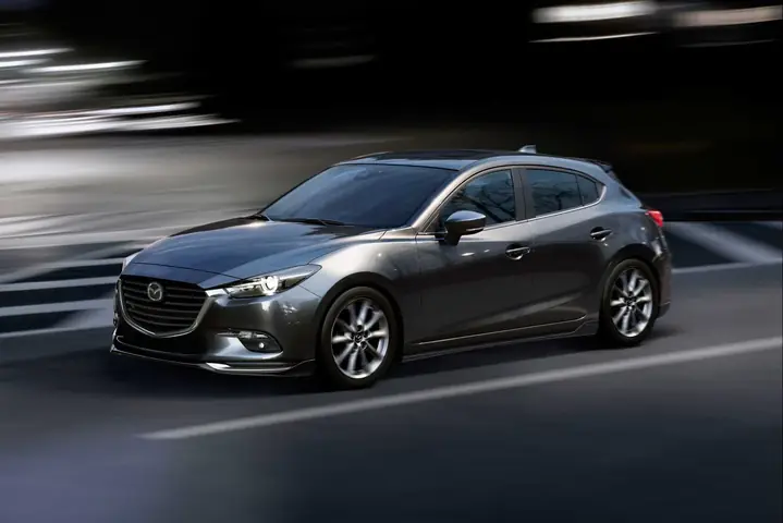 So Sánh Mazda 3 2018 Sedan Và Hatchback – Chọn Mẫu Nào Phù Hợp