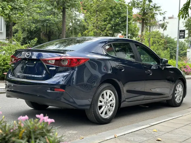 So Sánh Các Phiên Bản Mazda 3 2018 Màu Xanh Cho Người Mua